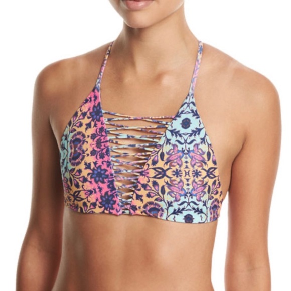 Gypsy 05-Los Angeles California Sand
Neapolitan Reversible Bikini Set. NWT - Picture 4 of 11